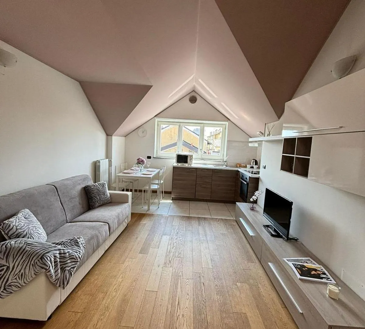 Bilocale Zona Stazione Apartment Legnano Italy